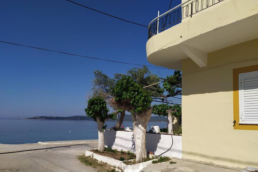Το Σπίτι Της Μαργαρίτας Στην Παραλία Villa Nea Styra Exteriör bild